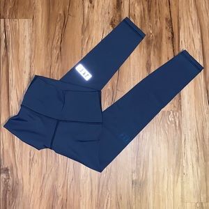 Fleo - 25” - Parisian Night - Sliky Silk Leggings